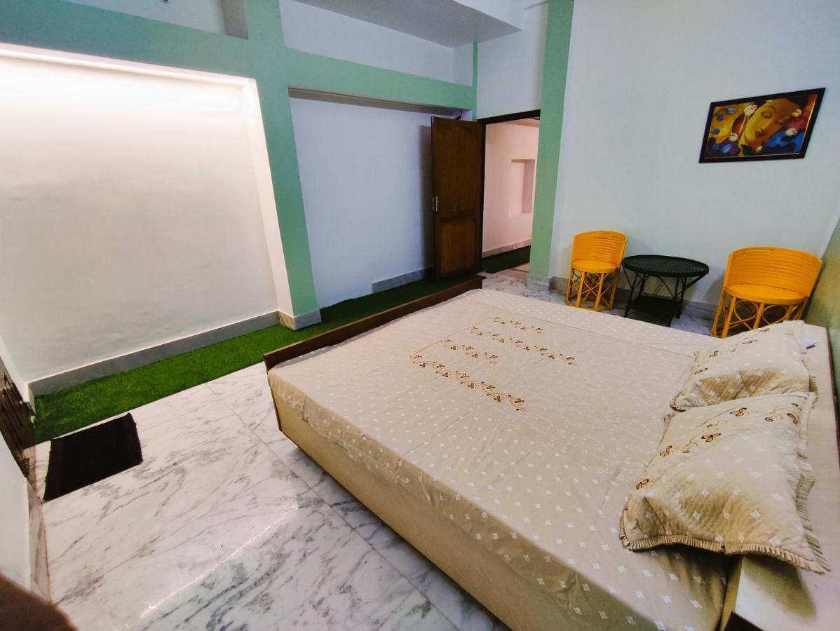 Yellow Homestay - Modern 2Bhk Ac Stay Jabalpur Exterior photo